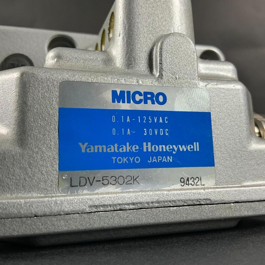 Used YAMATAKE-HONEYWELL LDV-5302K LIMIT SWITCH ($110 OBO)
