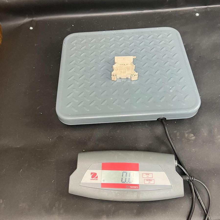 Used WEIDMULLER WSI 6/2 FUSE TERMINAL ($12 OBO)