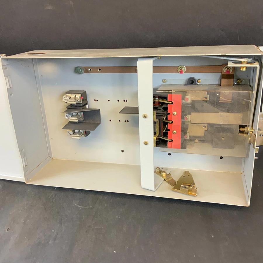 Used EATON POW-R-WAY III P3F363RGH BPC3001G08 BUSWAY FUSIBLE SWITCH ($1000 OBO)