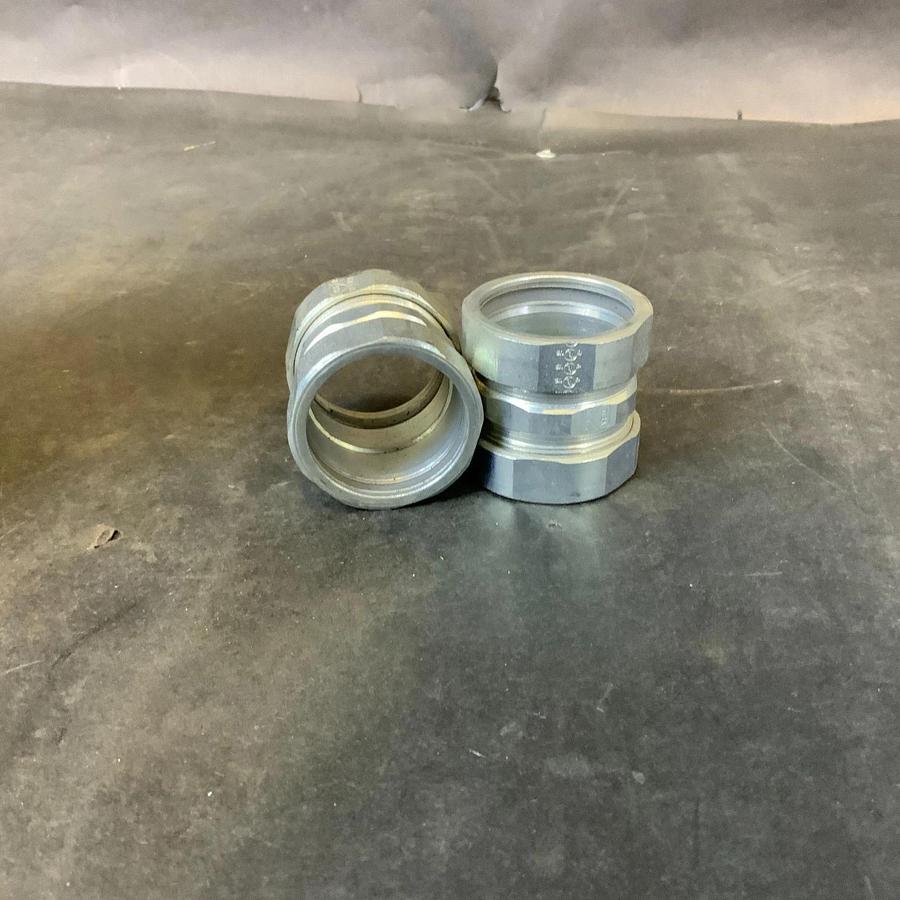 AMFICO EC763US 1-1/4" EMT COMPRESSION COUPLING - BOX OF 10 ($50 OBO)