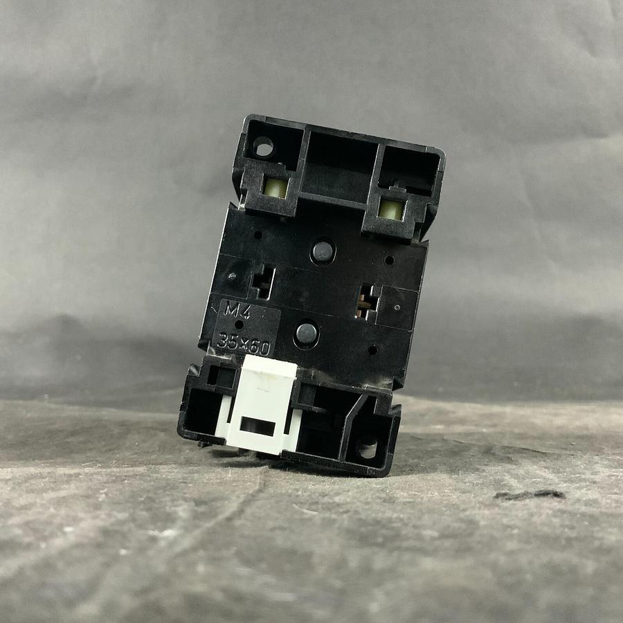 Used KLOCKNER MOELLER DIL R22 CONTACTOR ($25 OBO)
