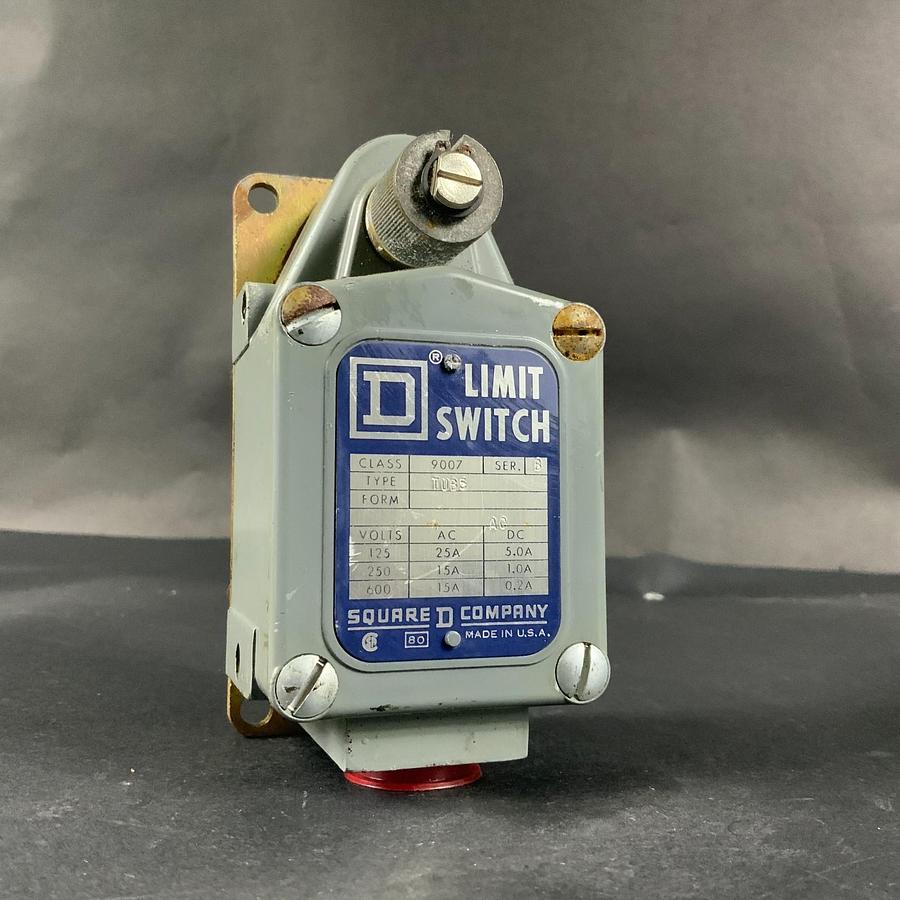 Used SQUARE D 9007-TUB5 LIMIT SWITCH ($200 OBO)