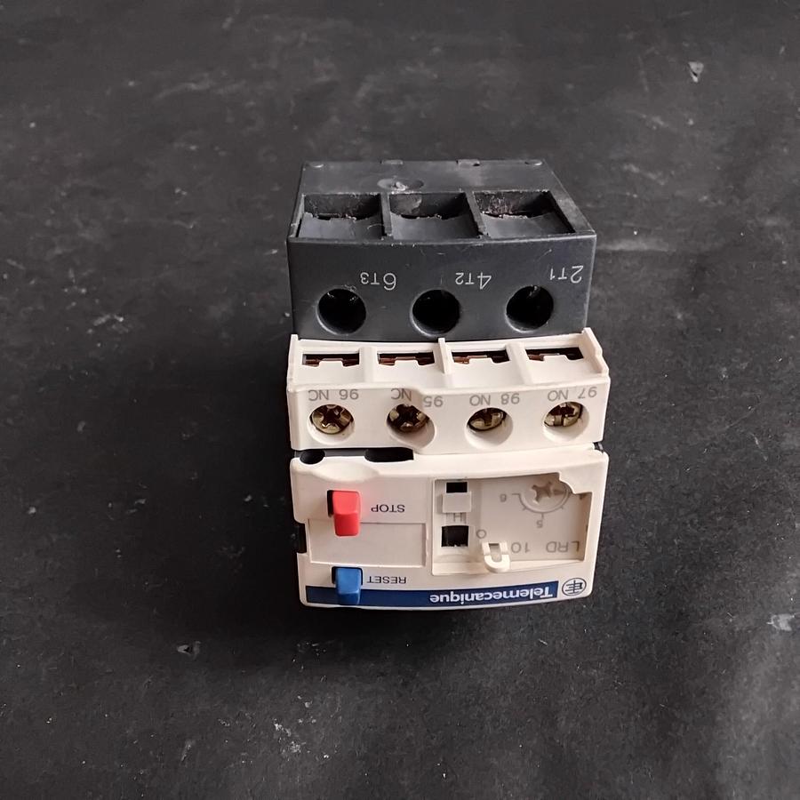 Used SCHNEIDER ELECTRIC LRD-10 THERMAL OVERLOAD RELAY ($30 OBO)