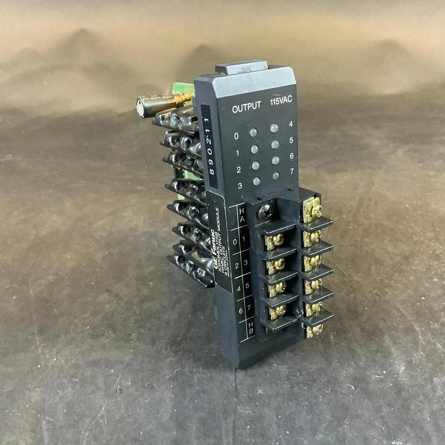 Used GE FANUC IC610MDL125B INPUT MODULE ($10 OBO)