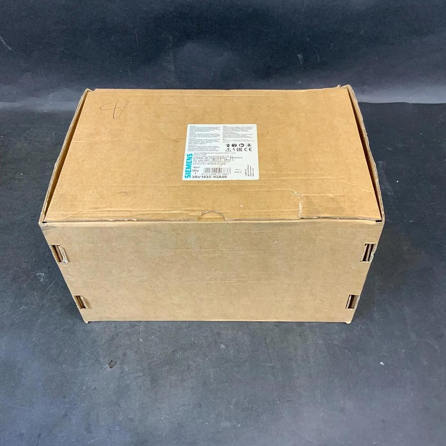 SIEMENS 3RV1933-1GA00 ENCLOSURE ($50 OBO)