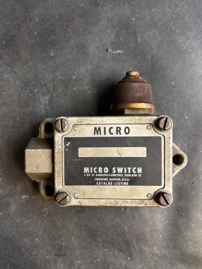 Used HONEYWELL MICROSWITCH BZF2-3AN2 LIMIT SWITCH ($30 OBO)