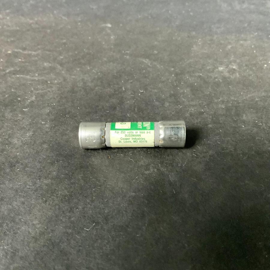 Used BUSSMANN FNM 3 TIME DELAY FUSE ($3 OBO)