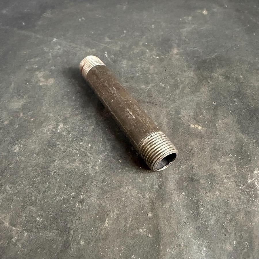 Used FASTENAL 3/8X3 FITTING