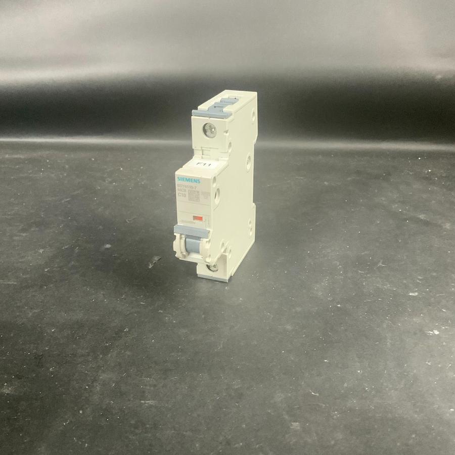 Used SIEMENS 5SY4110-7 CIRCUIT BREAKER ($10 OBO)