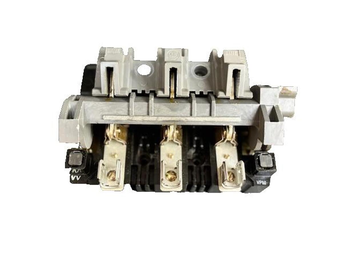 Used ALLEN BRADLEY 40021-558-01 DISCONNECT SWITCH