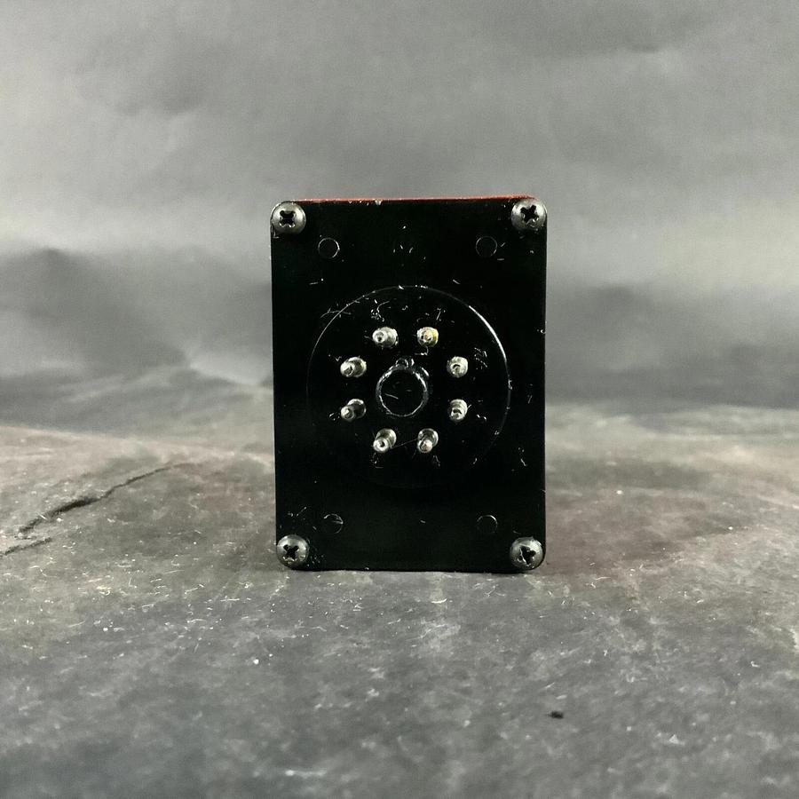 RED LION CONTROLS APSIS000 - OCTAL PLUG-IN ($220 OBO)