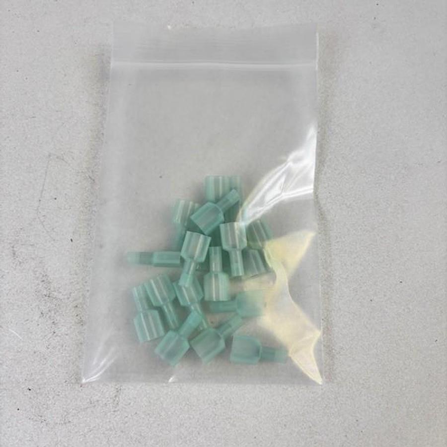 Used GARDNER BENDER 22-18 AWG DISCONNECT TERMINALS 20PCS