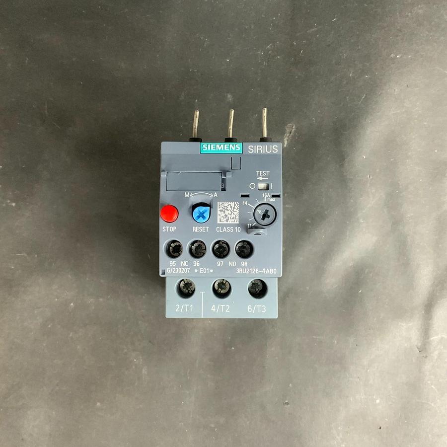 Used SIEMENS 3RU2126-4AB0 OVERLOAD RELAY ($40 OBO)