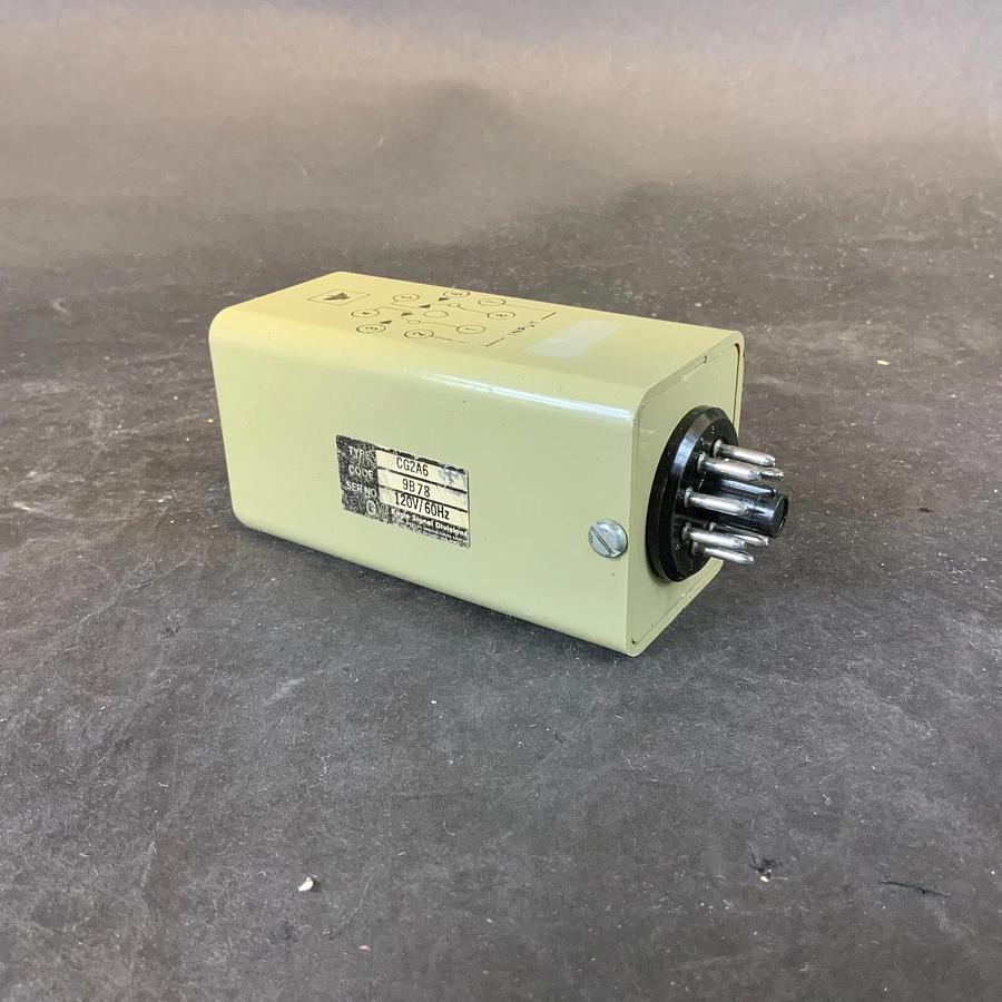 Used EAGLE SIGNAL CG2A6 TIME DELAY RELAY ($15 OBO)