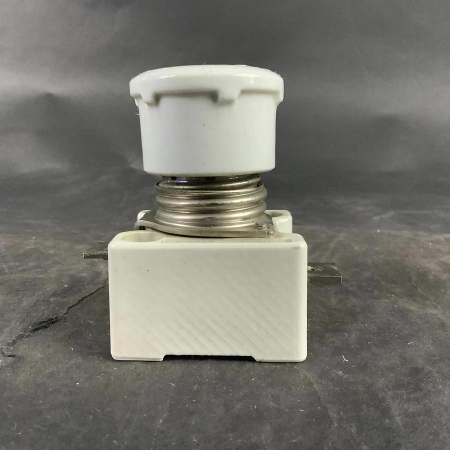 FUJI ELECTRIC 41-8747 FUSE HOLDER ($7 OBO)