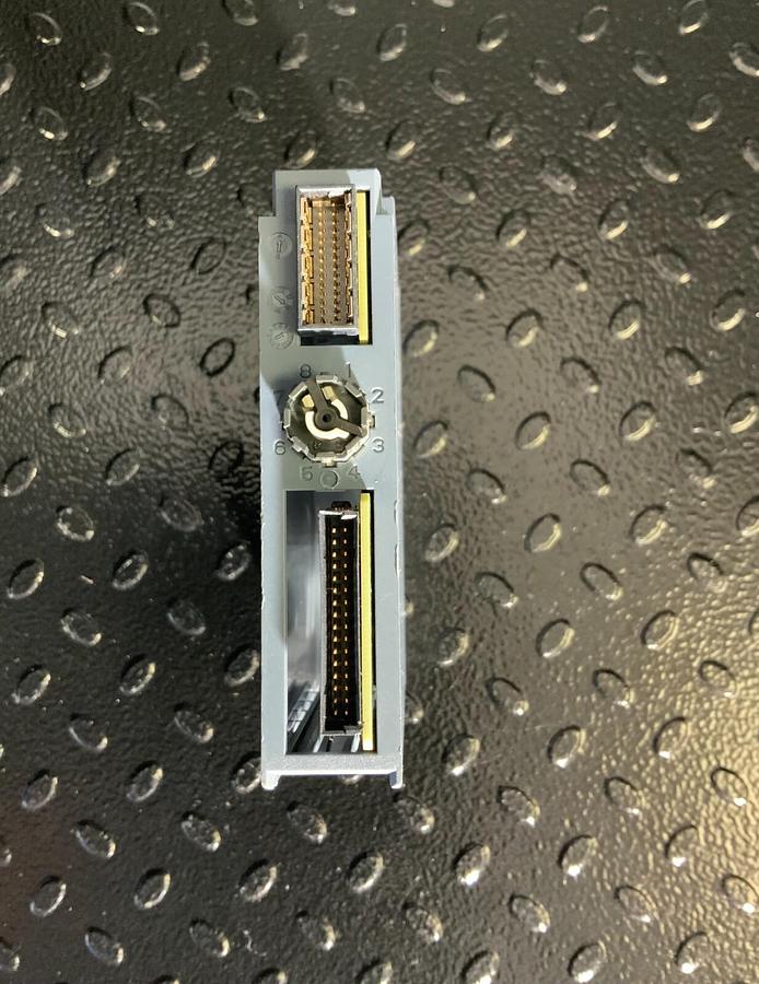 Used SIEMENS 6ES7131-6BH01-0BA0 ($130.99/EACH OBO)