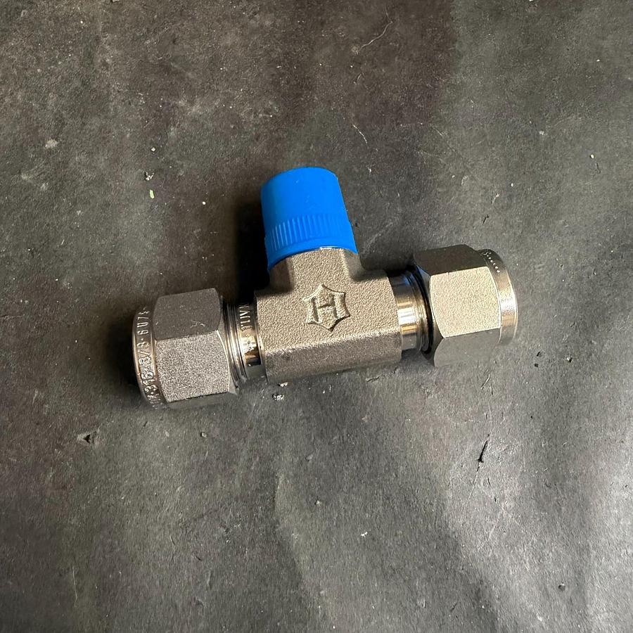 Used HAM-LET 316 3AA COMPRESSION FITTING
