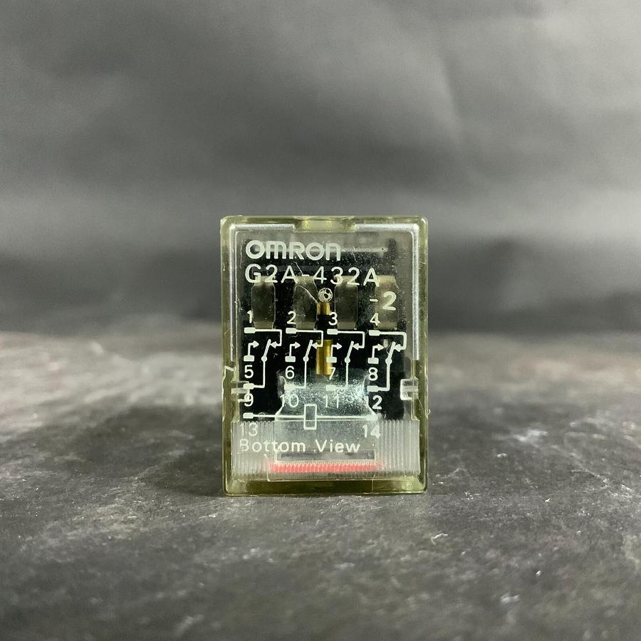 OMRON G2A-432A-24DC RELAY ($12 OBO)