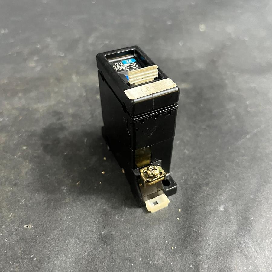 Used FUJI ELECTRIC CP31D-3A CIRCUIT BREAKER ($12 OBO)