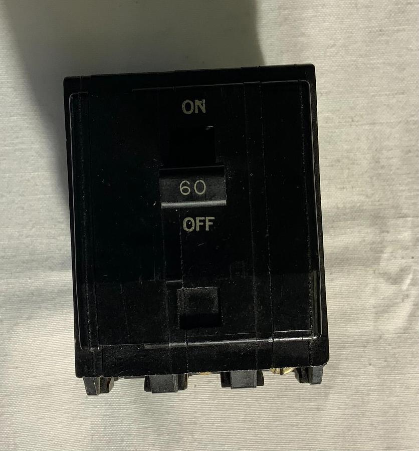 Used SCHNEIDER QO360 ($59.99 OBO)