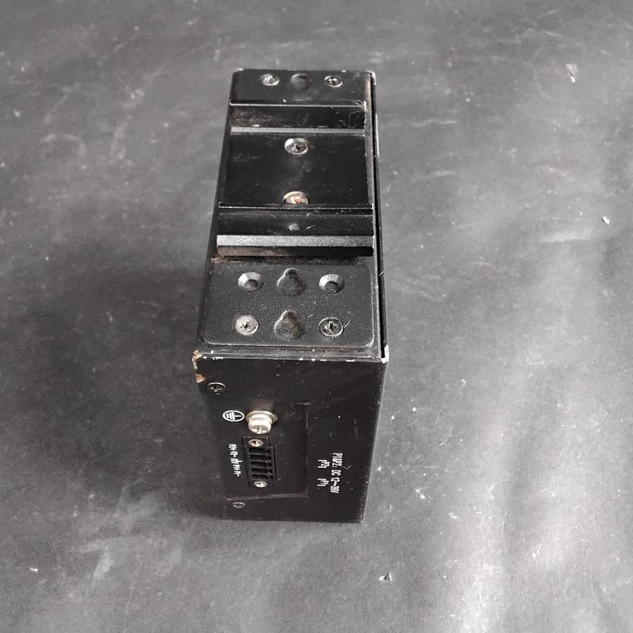 Used WIWAV WDH-8ET-DC INDUSTRIAL ETHERNET SWITCHES ($35 OBO)