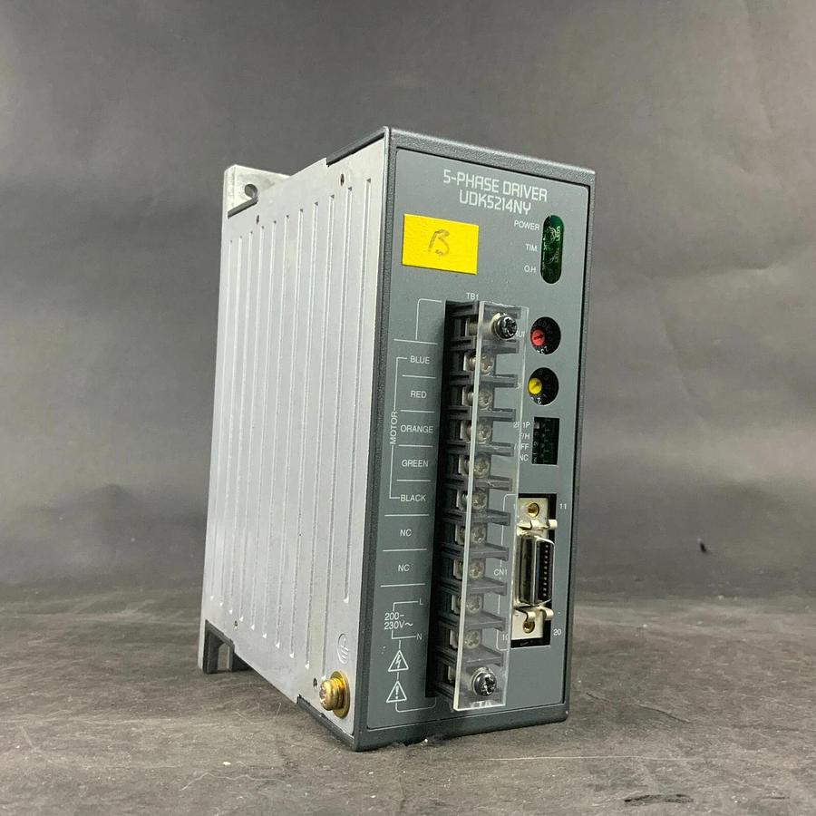 ORIENTAL MOTOR CO. UDK5214NY 5-PHASE DRIVER ($250 OBO)