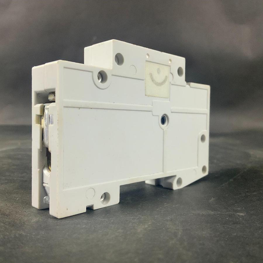 Used SIEMENS 5SX21-C10 CIRCUIT BREAKER ($15 OBO)