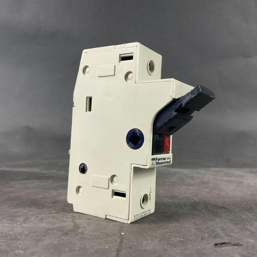 Used FERRAZ SHAWMUT J081221 FUSE HOLDER ($30 OBO)