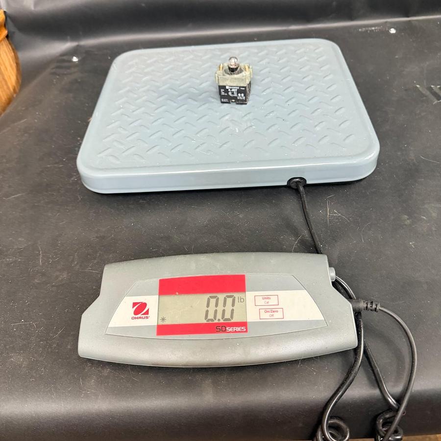 Used TELEMECANIQUE ZB2-BV7 PILOT LIGHT BODY ($12 OBO)
