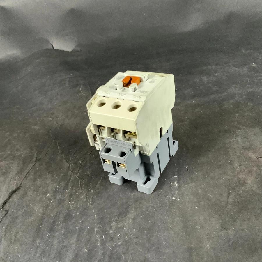 Used LG MEC GMC(D)-40 CONTACTOR ($25 OBO)