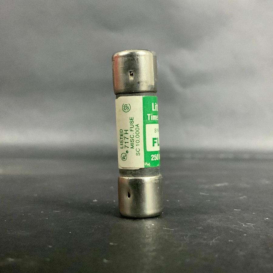 LITTELFUSE FLM-2-1/2 FUSE - SET OF 8 ($24 OBO)