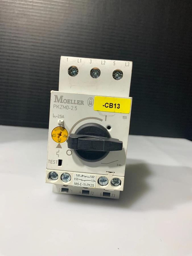 Used MOELLER PKZM0-2.5 ($29.99/EACH OBO)