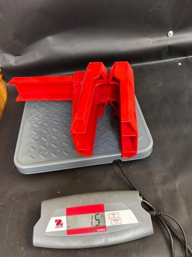 Used BRADY 45345 PRINZING BALL VALVE LOCKOUT ($28 OBO)