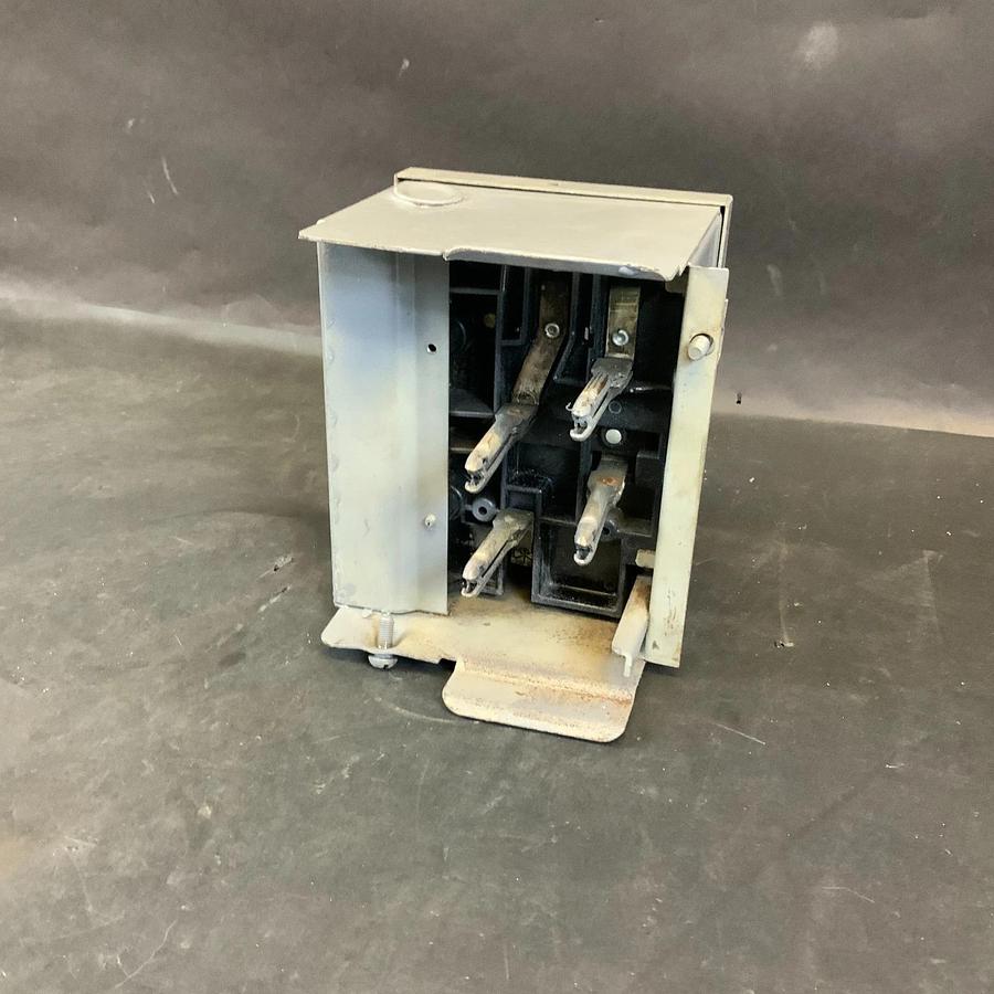 Used ITE XEQ450 BUS PLUG ($40 OBO)