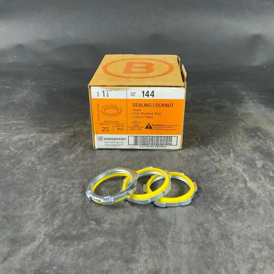 BRIDGEPORT 1-1/4” 144 SEALING LOCKNUT - SET OF 25 ($125 OBO)