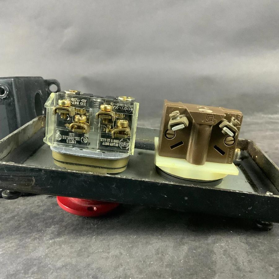 Used GENERIC PUSH BUTTON ENCLOSURE ($35 OBO)