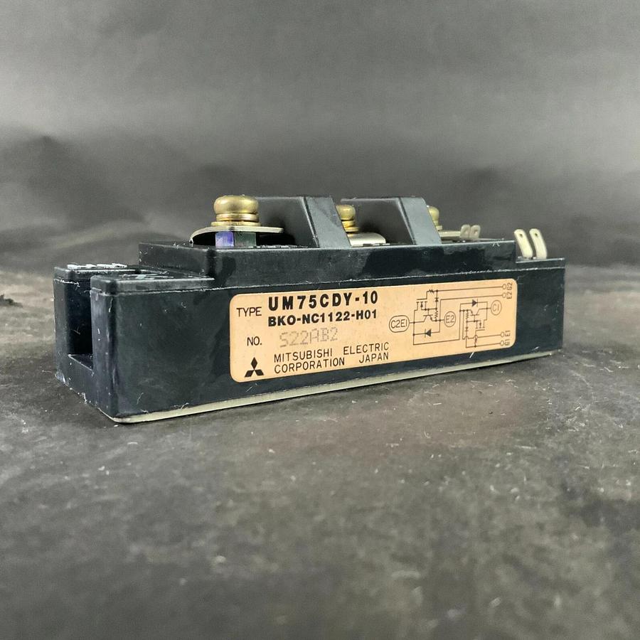 Used MITSUBISHI UM75CDY-10 MODULE ($40 OBO)