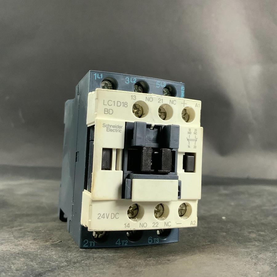 Used SCHNEIDER ELECTRIC LC1D18BD CONTACTOR ($25 OBO)