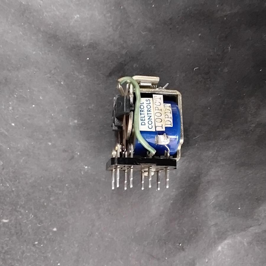 Used DELTROL CONTROLS 21520-60 RELAY ($14 OBO)