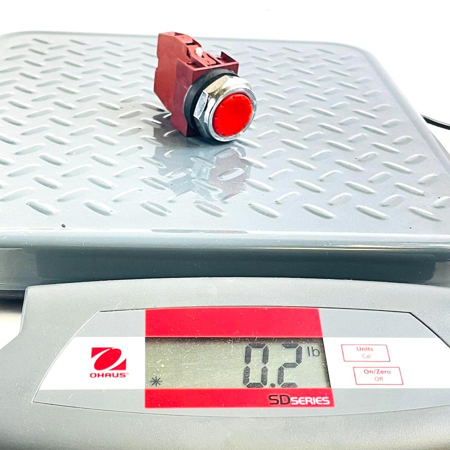 Used SIEMENS P30PBFR 3SB1400-0A 22MM PUSHBUTTON SWITCH RED FLUSH 1NC 1NO 10A 660V