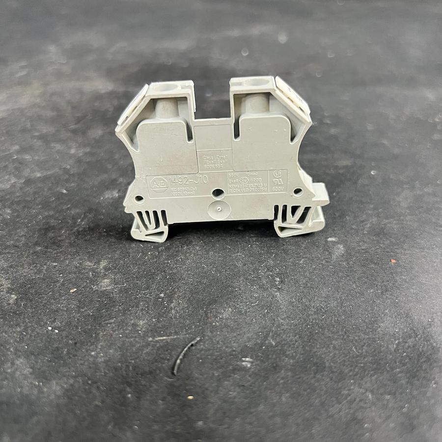 Used ALLEN BRADLEY 1492-J10 TERMINAL BLOCK ($3 OBO)