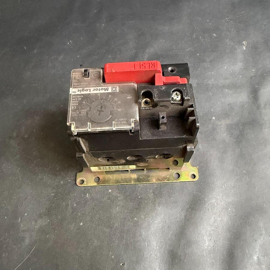 Used SQUARE D 9065SR220 MOTOR LOGIC OVERLOAD RELAY ($100 OBO)