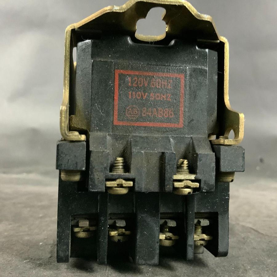 Used ALLEN BRADLEY 700-N800A1 SERIES C INDUSTRIAL RELAY ($15 OBO)