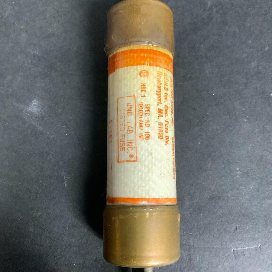 Used FERRAZ SHAWMUT AMPTRAP A2K100R FUSE ($16 OBO)