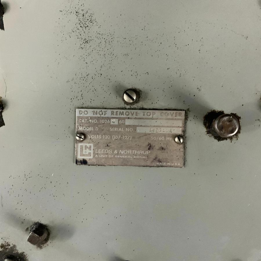 Used LEEDS & NORTHRUP 1912115 ACTUATOR ($650 OBO)