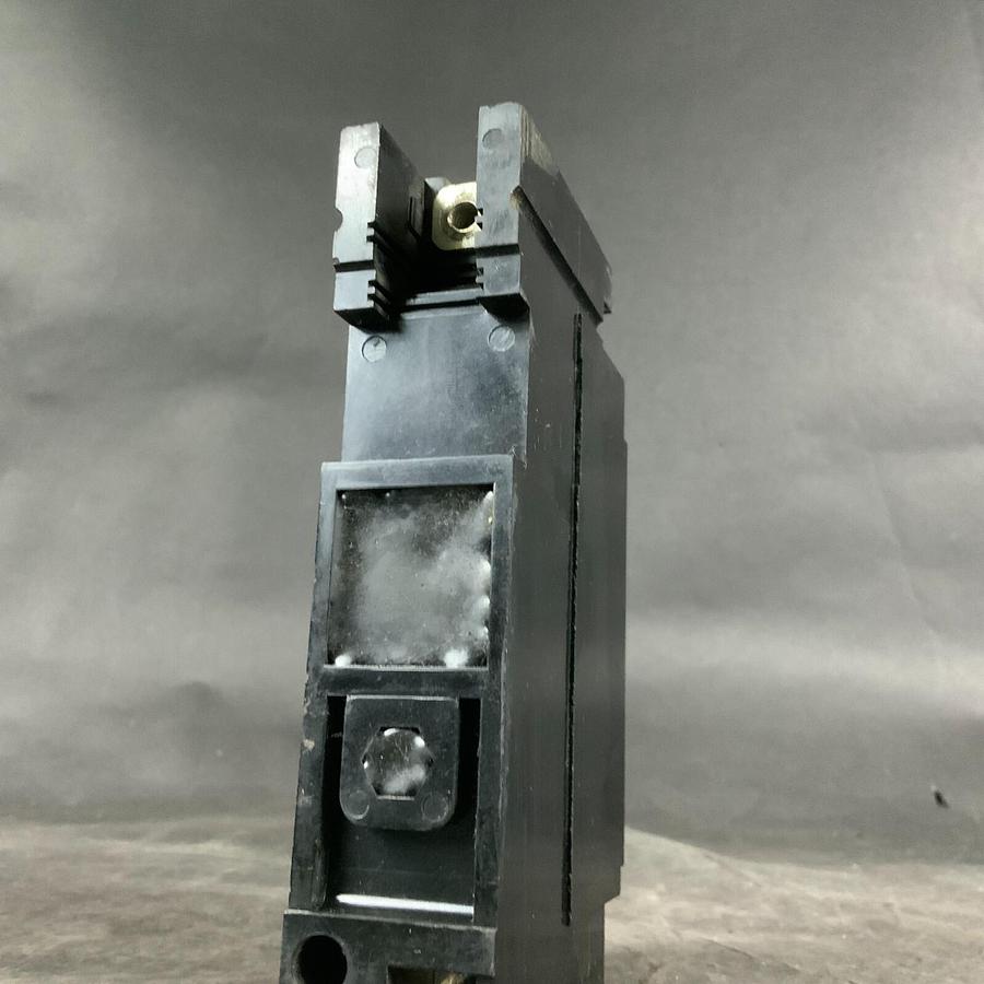 Used WESTINGHOUSE EA1015 CIRCUIT BREAKER ($20 OBO)