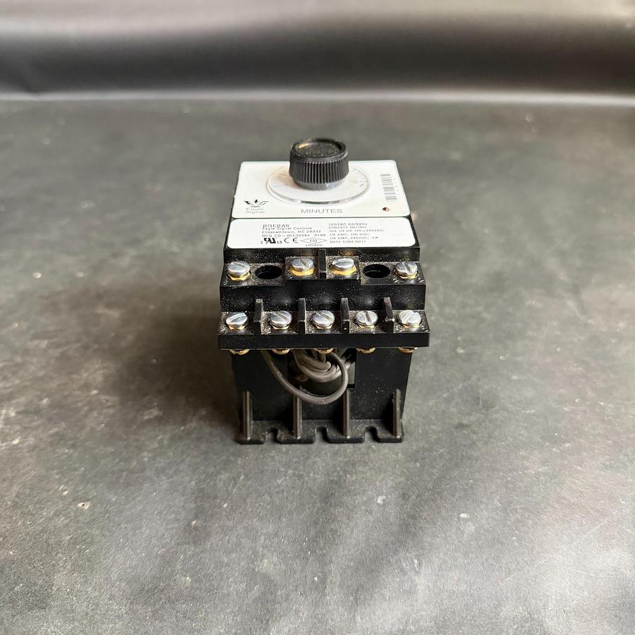 Used EAGLE SIGNAL BRE8A6 ELECTRONIC RESET TIMER ($50 OBO)