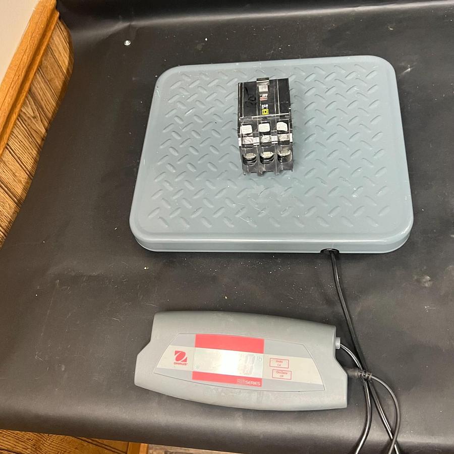 Used SQUARE D QDB340VH 40 AMP CIRCUIT BREAKER ($30 OBO)