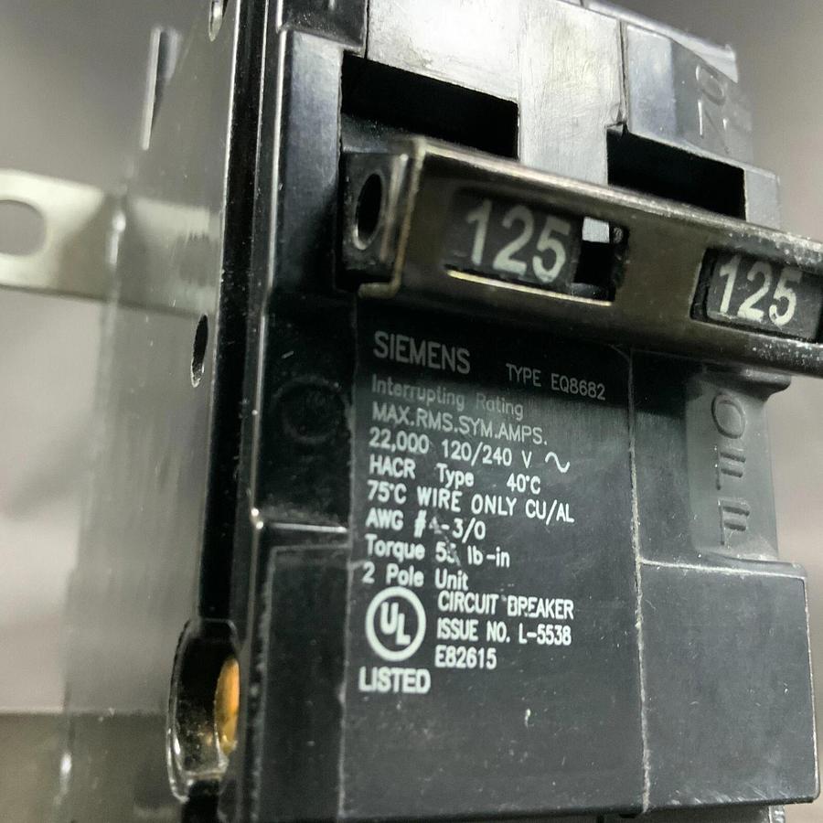 SIEMENS EQ8682 CIRCUIT BREAKER ($50 OBO)