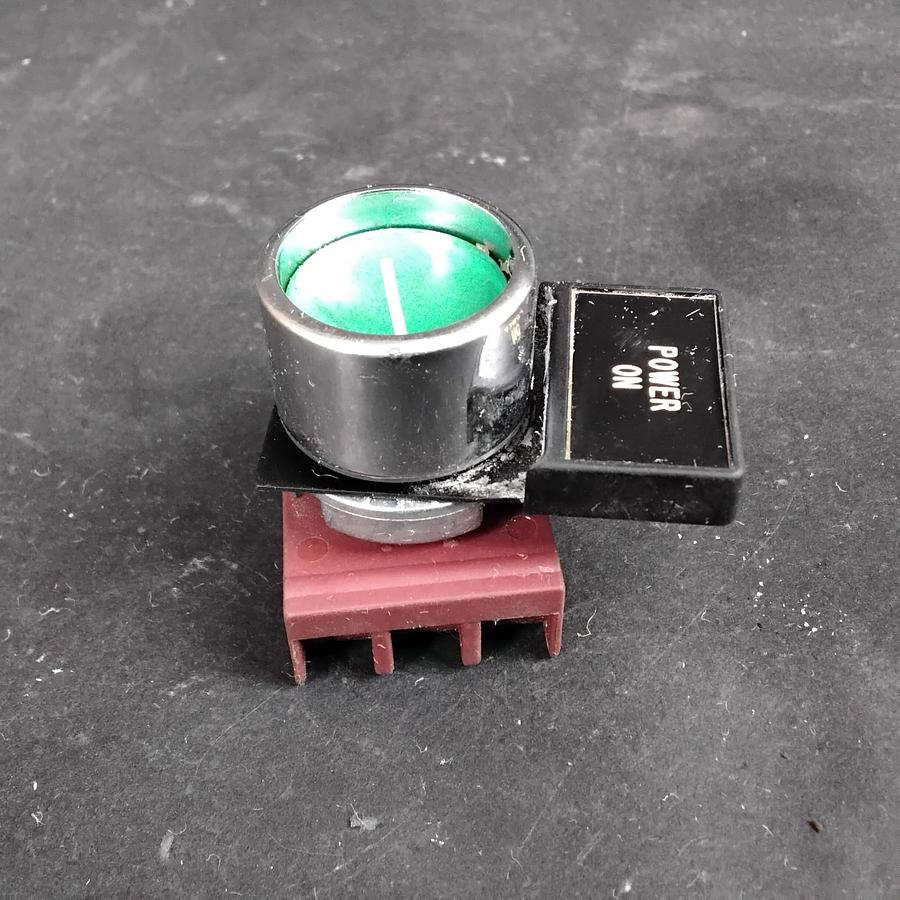 Used GENERAL ELECTRIC P9CPLVSD PUSHBUTTON ($14 OBO)